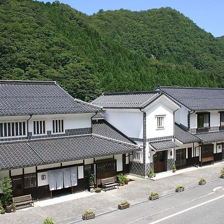 Yubaraonsen Yubaranoyado Komeya Maniwa Exterior photo